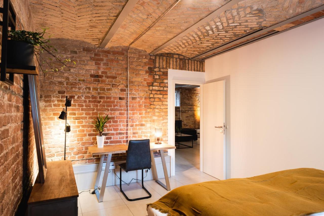 Luxurious Urban Living - Premium Downtown Next To Hbf Apartament